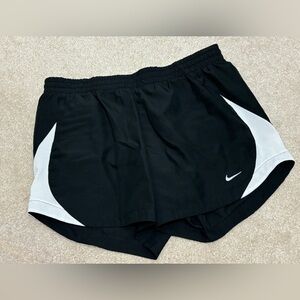 Nike women’s running shorts